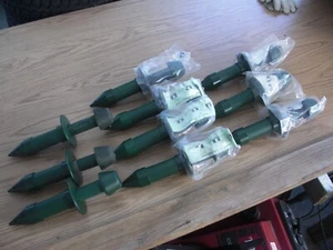 LOT 10 NEW Markers Inc. Golf Course Hazard Marker Anchors and Caps Green Color - Picture 1 of 9