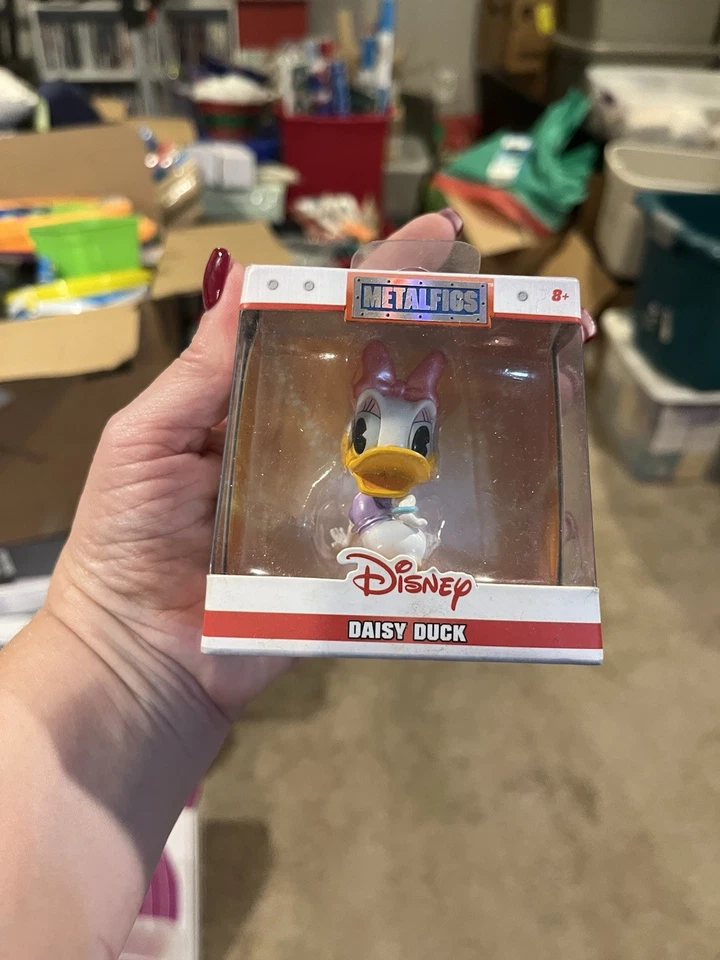 Jada Toys Disney Metalfigs Daisy Donald Duck Die-Cast Metal Figures 2017 Release - Image 1 of 1