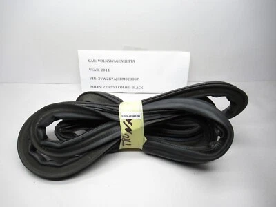 2011-2018 Volkswagen Jetta Trunk Body WeatherStrip Seal 5C6827705 OEM - Image 1 of 4