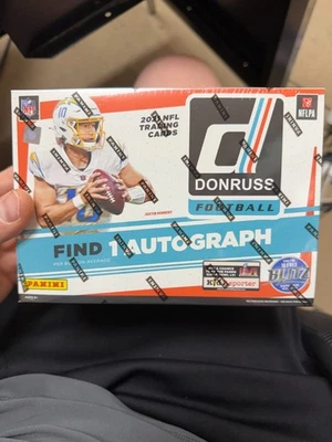 Mega caja de fútbol Donruss 2021 sellada de fábrica con 1 automática por caja ¡en promedio! Foto 1 de 4