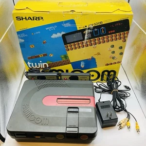 Sharp Twin Famicom AN-500B Retro Game Console box JAPAN Tested - Picture 1 of 16