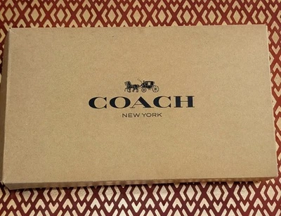 Coach Wirstlet limonada rosa  Foto 1 de 4