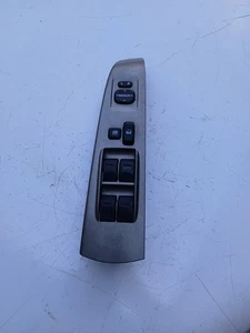 Toyota Prius Hybrid 2003-2009 Front Driver Side Right Window Switch 84820-47011 - Picture 1 of 4