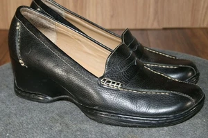 Mocasines Covington Lara para mujer 6,5 Penny Girl Friday Wedge negros usados en excelente estado - Imagen 1 de 12