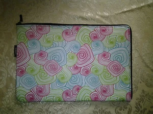 MacBook Laptop Sleeve Case Bag Rainbow Swirls - Photo 1/7