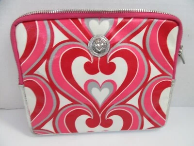Brighton Acolchado Cremallera Superior Ipad Tablet Funda Giratoria Corazones Rosa Rojo 9x10.5" Foto 1 de 3