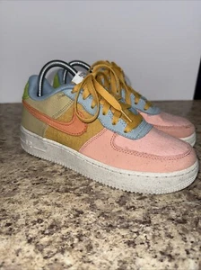 Nike Air Force 1 Low '07 LV8Next Nature Sun Club Kids 6.5Y Sneakers Pink Tan - Bild 1 von 10