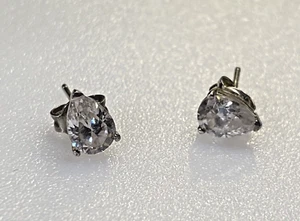 Vintage Sterling Silver 925 Earrings Teardrop Small Zirconia Studs - Picture 1 of 5