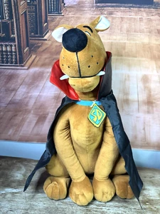 Peluche Gemmy Scooby-Doo Dracula 23" Halloween Greeter 2017 - Foto 1 di 8