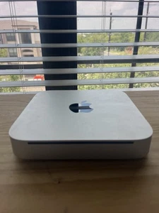 Apple Mac Mini 2010 Desktop Computer - Bild 1 von 4