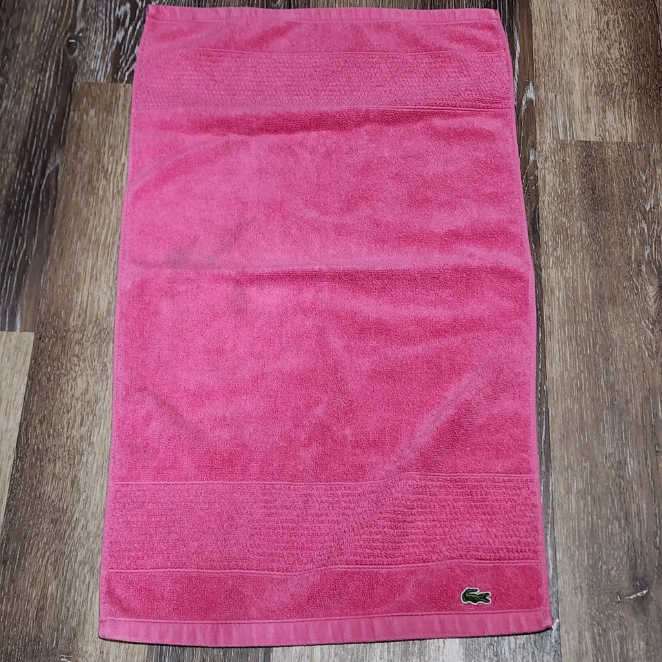 Lacoste Hand Towel Pink Cotton 16x28 Crocodile Logo Bath Spa Gym Preowned Soft - Image 1 of 4