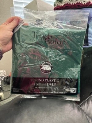 Touch Of Color Hunter Green Octy-Round Plastic Table Cover 82" Party Supply New! - Image 1 of 2