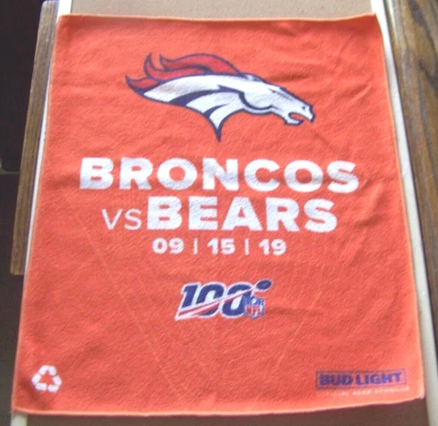 Denver Broncos vs Bears towel 09/15/19 14.5" x 17" Bud Light orange Cover