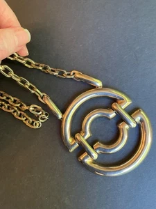 VTG 1970s 80s Articulated Round Door Knocker Chunky Statement Pendant Necklace - Picture 1 of 24