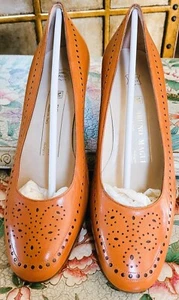 Bruno Magli donna vintage anni 80 taglia EU 35 1/2 in pelle marrone chiaro - Foto 1 di 3