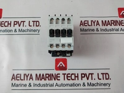 Siemens 3TF30 10-0A Contactor 9A 415V 50-60HZ - Image 1 of 4