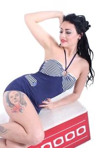 UNIFORM Bandeau Neckholder Streifen Sailor rockabilly retro Badeanzug - Bild 1 von 6