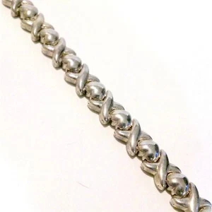 Silver Tone Hugs and Kisses Bracelet - Picture 1 of 4