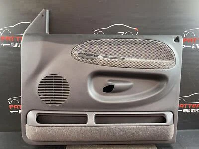 98-01 RAM 1500 PAINEL DE ACABAMENTO DE PORTA INTERIOR PASSAGEIRO DIANTEIRO CINZA 5FX50TRMAA - Imagem 1 de 4