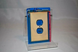 Leviton Decorative Wood Wallplate Outlet New - Picture 1 of 2