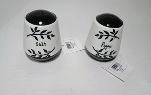 Youngs inc salt and pepper shakers black and white floral new farmhouse - Picture 1 of 6