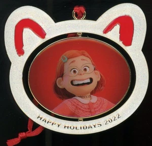 Movie Insiders Mei Happy Holidays 2022 Ornament Spinner Turning Red Disney Pin - Bild 1 von 1