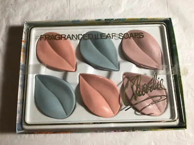 Jabón de baño vintage Charlie by REVLON hojas perfumadas 3 colores nuevo caja abierta SIN USAR Foto 1 de 4