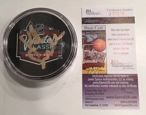Keifer Sutherland Autographed ALL STAR Game Hockey Puck PSA/DNA Movie Star ACTOR - Picture 1 of 2