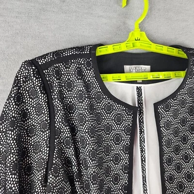 Chaqueta corta de carrera Kasper para mujer sin forro talla 18 negra blanca AOP informal de negocios Foto 1 de 4