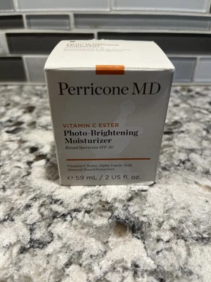 Crema hidratante iluminadora fotográfica éster vitamina C Perricone MD - 2 OZ / 59 ml NUEVO Foto 1 de 4