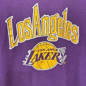 Vintage Los Angeles Lakers 90's Swingster Logo Tissue T-Shirt Men's Size Medium - Picture 1 of 16