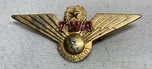 Vintage TWA Junior Pilot Metal Wings Lapel Pin Badge Pinback Airlines - Picture 1 of 2