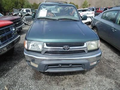 02 TOYOTA 4RUNNER Engine Fuse Box — 第 1/4 张图片