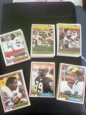 1981 TOPPS FOOTBALL Cards NFL - *YOU PICK Complete Your Set - Buy 1 Get 1 FREE - Image 1 of 3