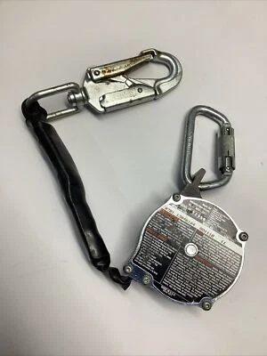 Línea de vida autorretráctil Rebel Protecta 11’ AD111B - HS0124 Foto 1 de 4