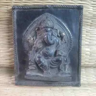 Antiguo ídolo colgante de pared de latón Ganesha elefante hindú Ganesh Foto 1 de 3