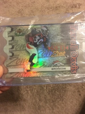 Terrell Davis navegando por la zona roja 4 de 4.  Número 2040 de 2500 cubierta superior  Foto 1 de 4