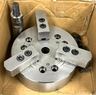 MANDRIL ELÉCTRICO DE TORNO KITAGAWA N-08 USADO 3 MORDAZAS N08 Foto 1 de 4