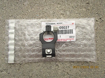 89 - 95 TOYOTA PICKUP DLX BATTERY +POSITIVE TERMINAL CONNECTOR BRAND NEW 05037 - Image 1 of 3