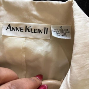 Chaqueta para mujer Anne Klein marfil seda talla 10 vintage longitud media formal - Imagen 1 de 11