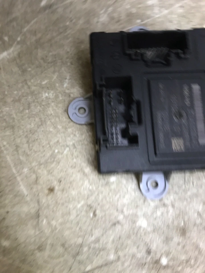 Módulo puerta pasajero derecho Volvo XC60 14 15 16 17 31343030AC Foto 1 de 1