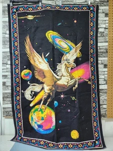 Vintage 80er Pegasus Space samtiger Wandteppich groß psychedelisch nostalgisch Einhorn - Bild 1 von 4