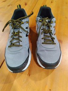 new balance men's mt573 trail running shoes black/yellow