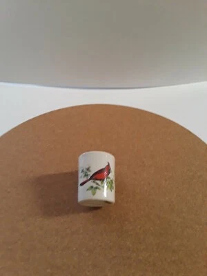 Candelabro vintage, individual, sostiene vela larga, vidrio cardinal rojo pájaro, usado Foto 1 de 4