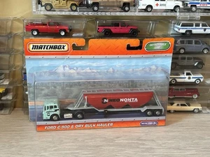Matchbox 1/64 Super Rigs Ford C-900 Dry Bulk Hauler Semi HTF Boxed - Picture 1 of 9