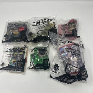 McDonald's 2017 NINJAGO - Set completo - SPEDIZIONE GRATUITA - PRONTO PER LA SPEDIZIONE - Foto 1 di 7