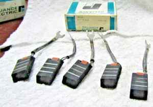 👍5) CEPILLO DE CARBONO ELÉCTRICO RELIANCE 404844-AU - Imagen 1 de 4