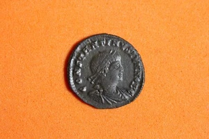 337-340 AD Roman Empire Constantinus II Follis Bronze Coin #M17929 - Picture 1 of 2
