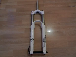 26°Rock Shox Lyrik RC2 DP/130-160mm - Bild 1 von 10