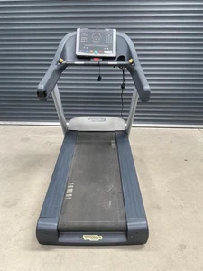 Technogym Run 700 LED - Argento - Foto 1 di 5